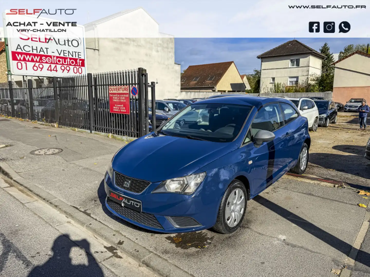 SEAT Ibiza 1.0 75CH REFERENCE Bleu - 1