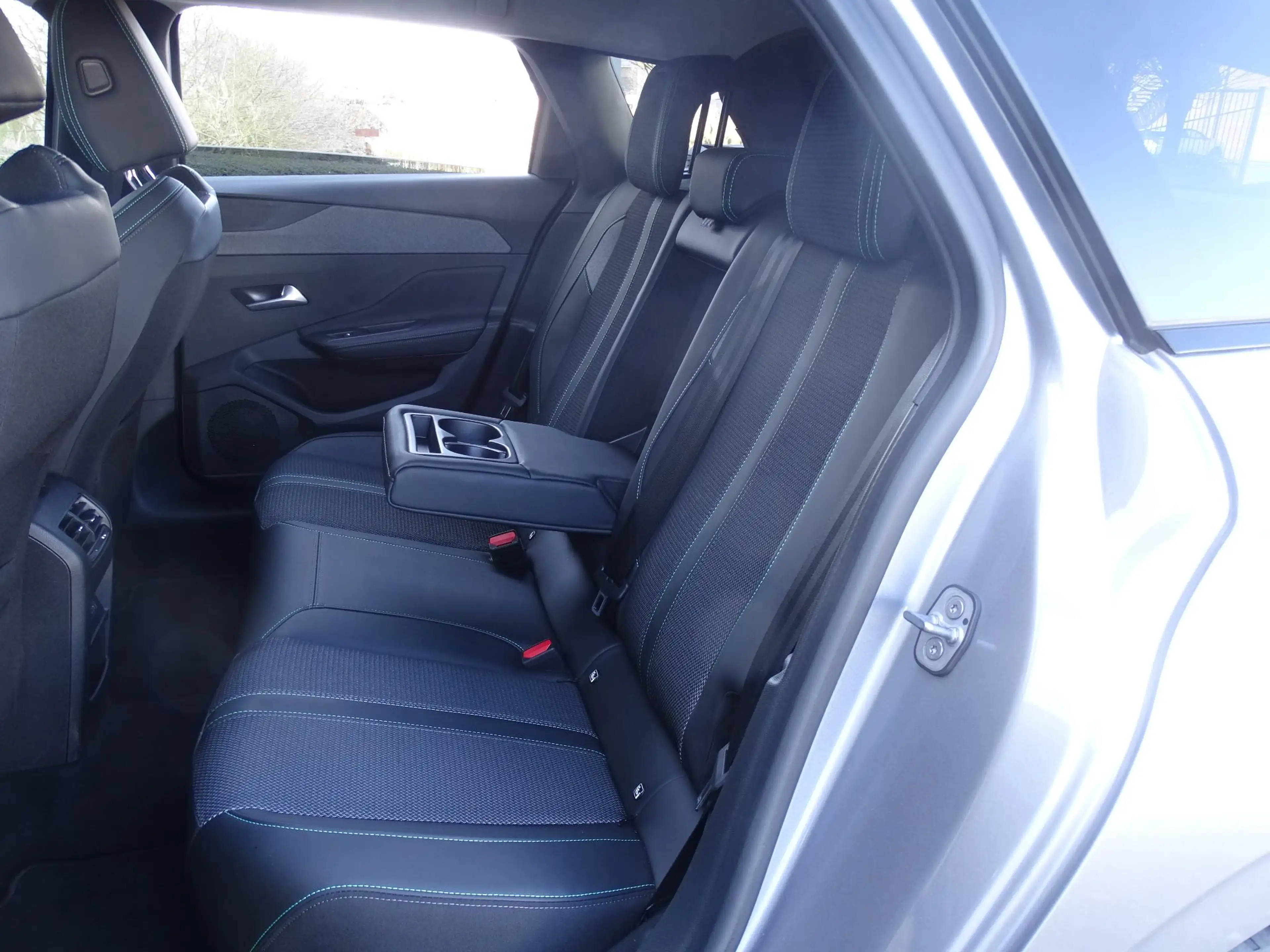 Peugeot 308 308sw 1.2T Allure automaat — photo 13