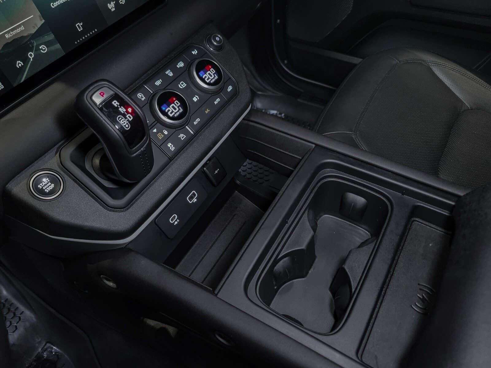 2024 Land Rover Defender S | BC Vehicle | No Claims | Sunroof | Navigation thumb 16