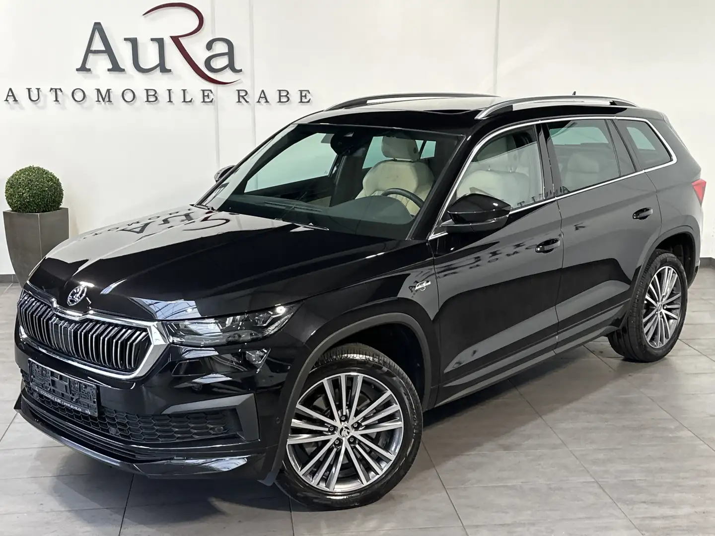 Skoda Kodiaq 2.0 TDI 4x4 DSG L&K NAV+LED+PANO+360°+ACC Negru - 2