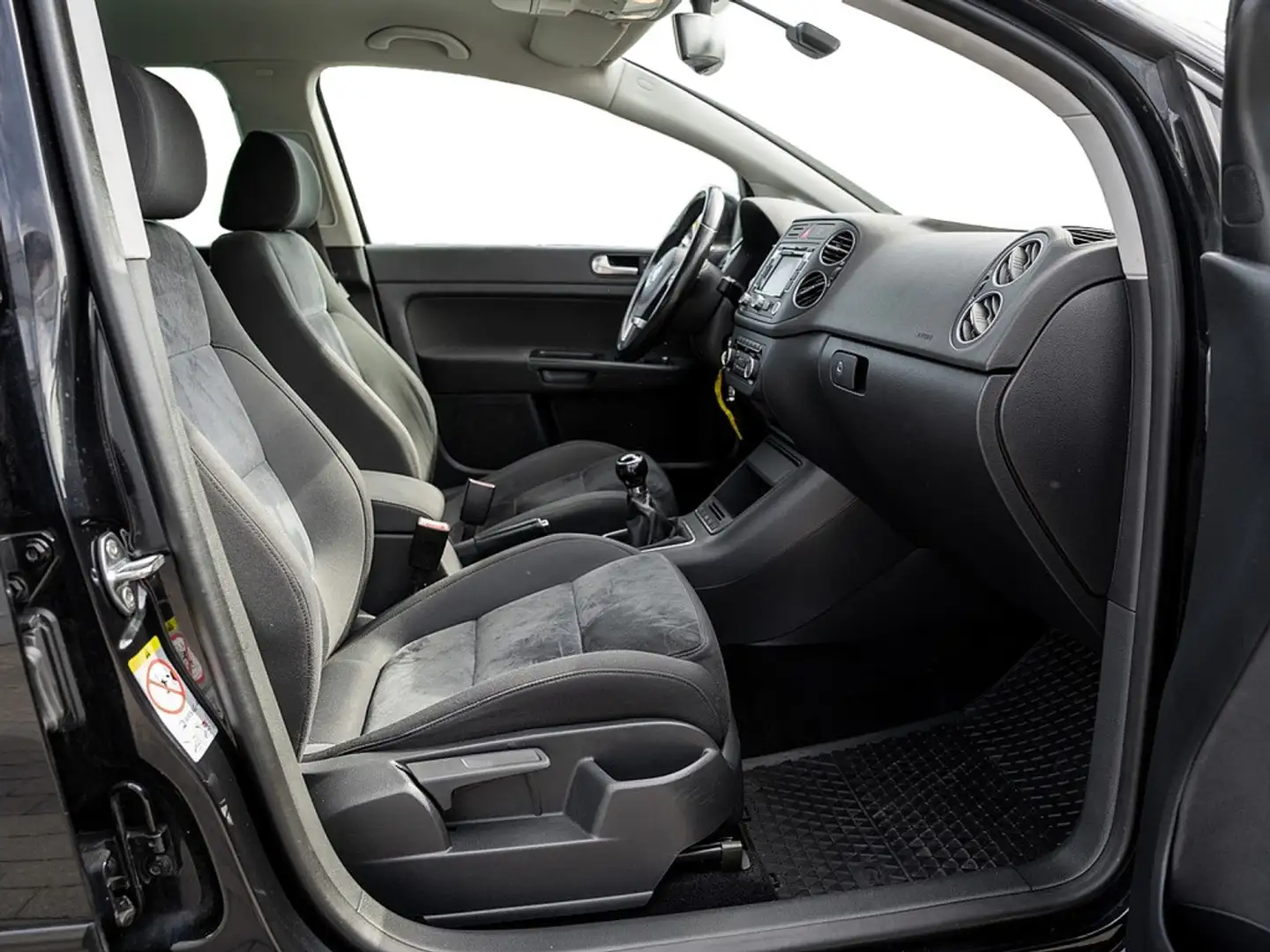 Volkswagen Golf Plus 1.4 TSI Highline NAVI PDC KLIMA SHZ Negro - 2