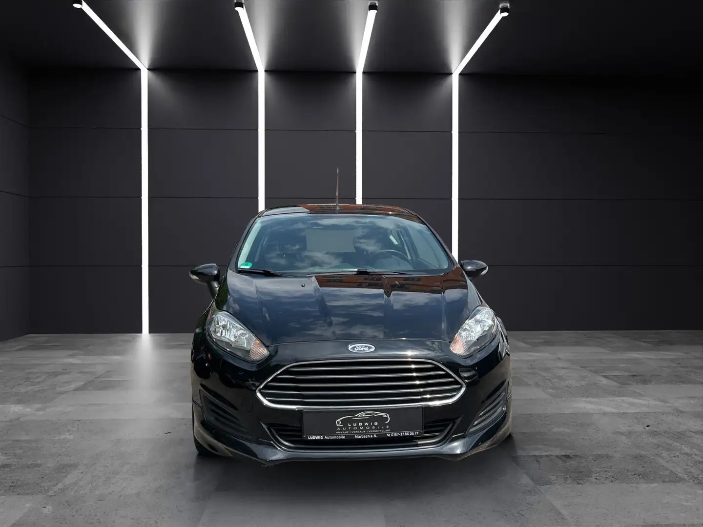 Ford Fiesta Trend/KLIMA/SEHR GEPFLEGHT/2.HAND/TOP Nero - 2