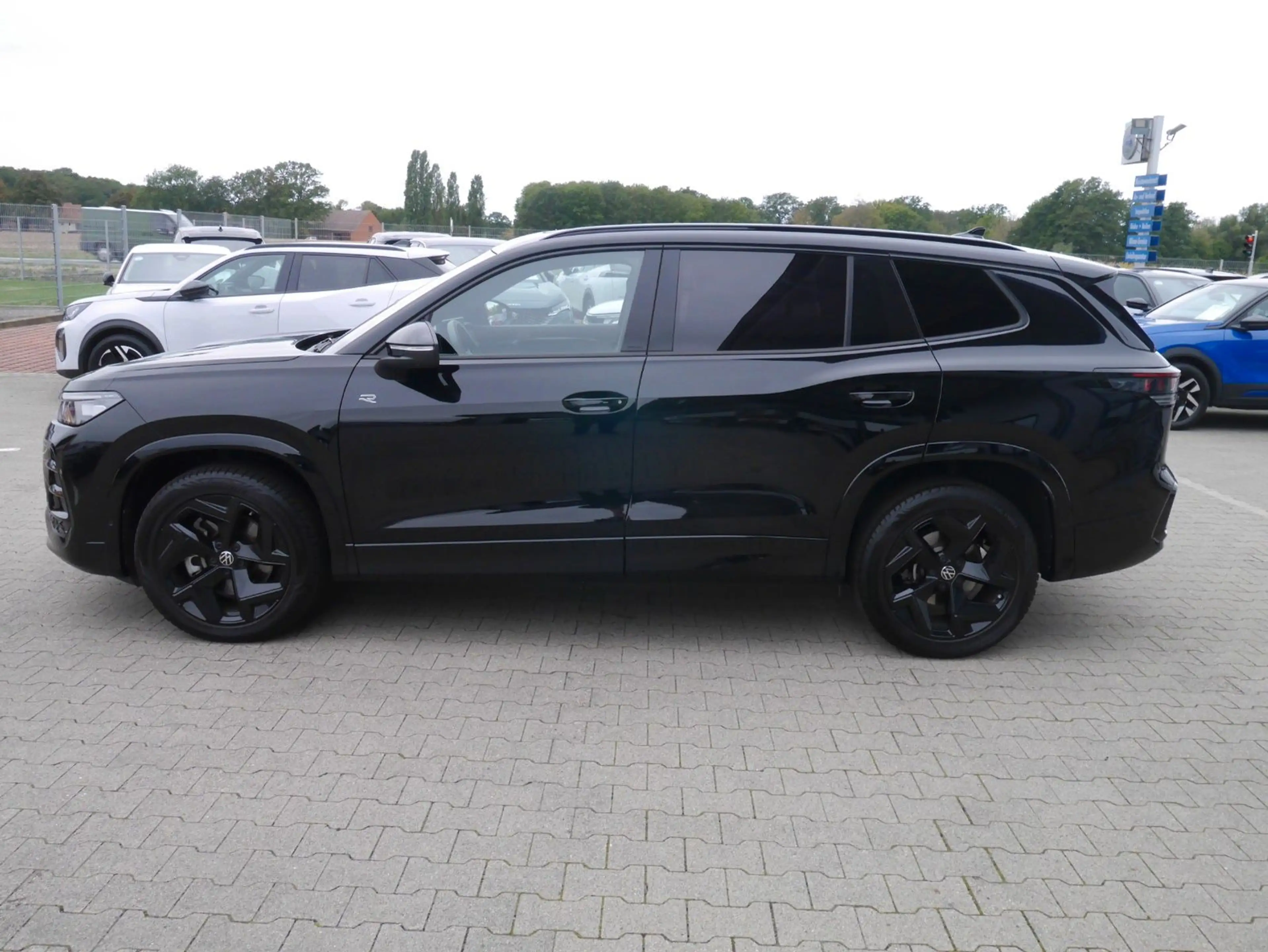 Volkswagen Tayron 2.0 TDI R-Line MATRIX/360-Grad/AHK — photo 3