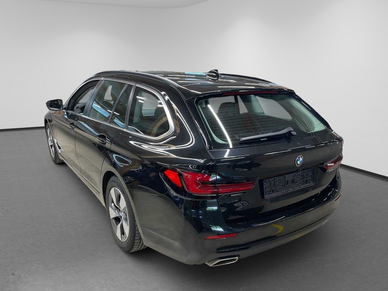 BMW 520 d Touring AHK ACC BLIS El.Heckkl. LED RKam — photo 4