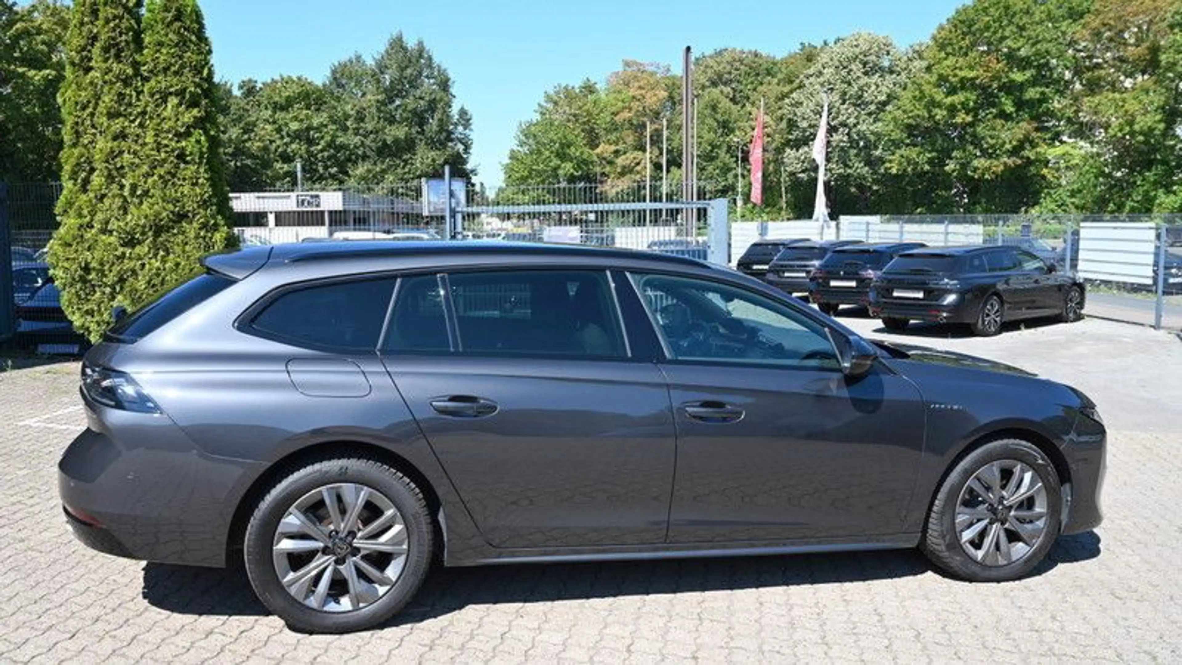 Peugeot 508 SW Hybrid 225 Allure LED KAMERA 1.Hd Navi — photo 6