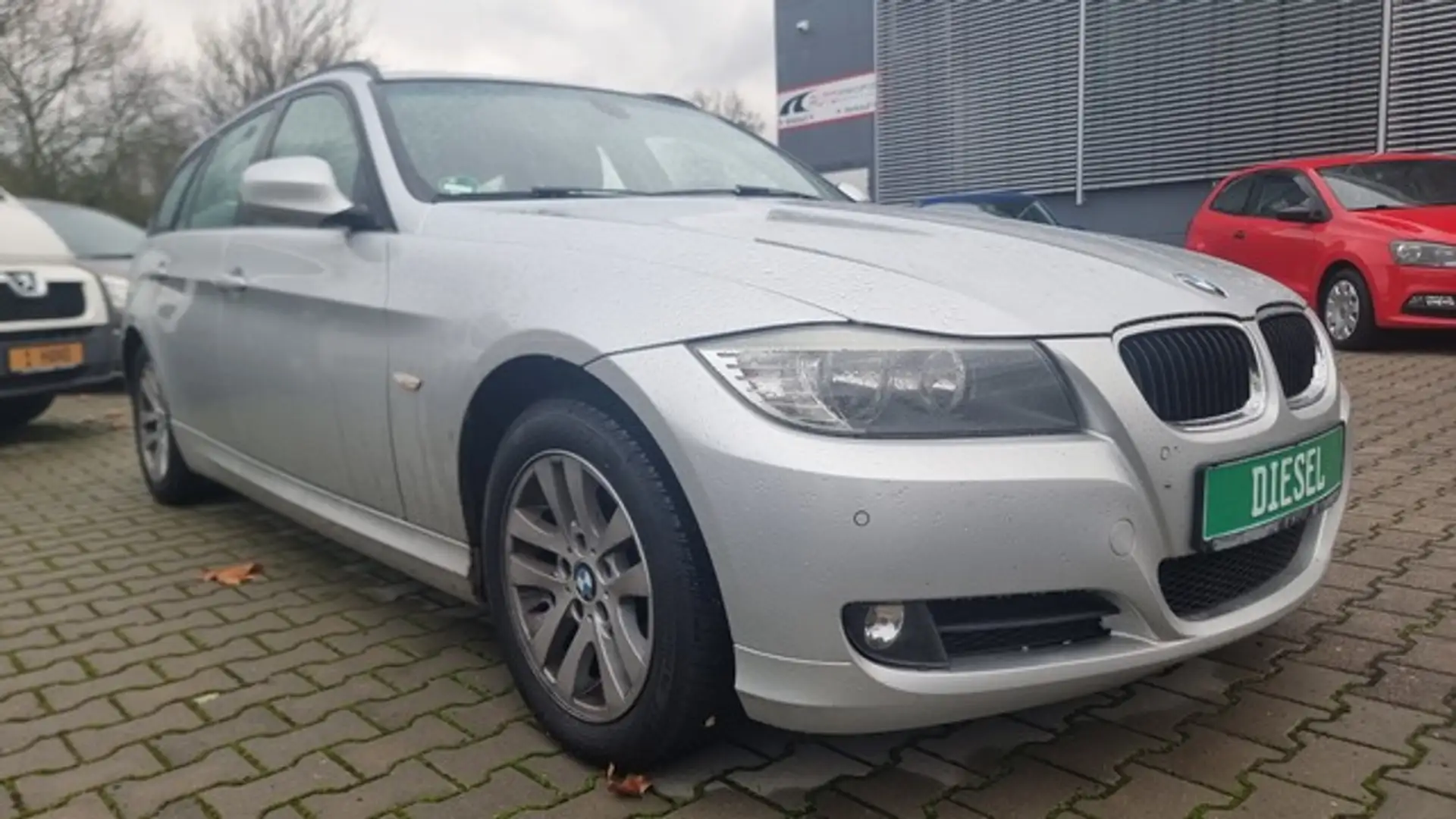 BMW 318 318d Touring Steptronik / Automatik TOPZUSTAND Silber - 2