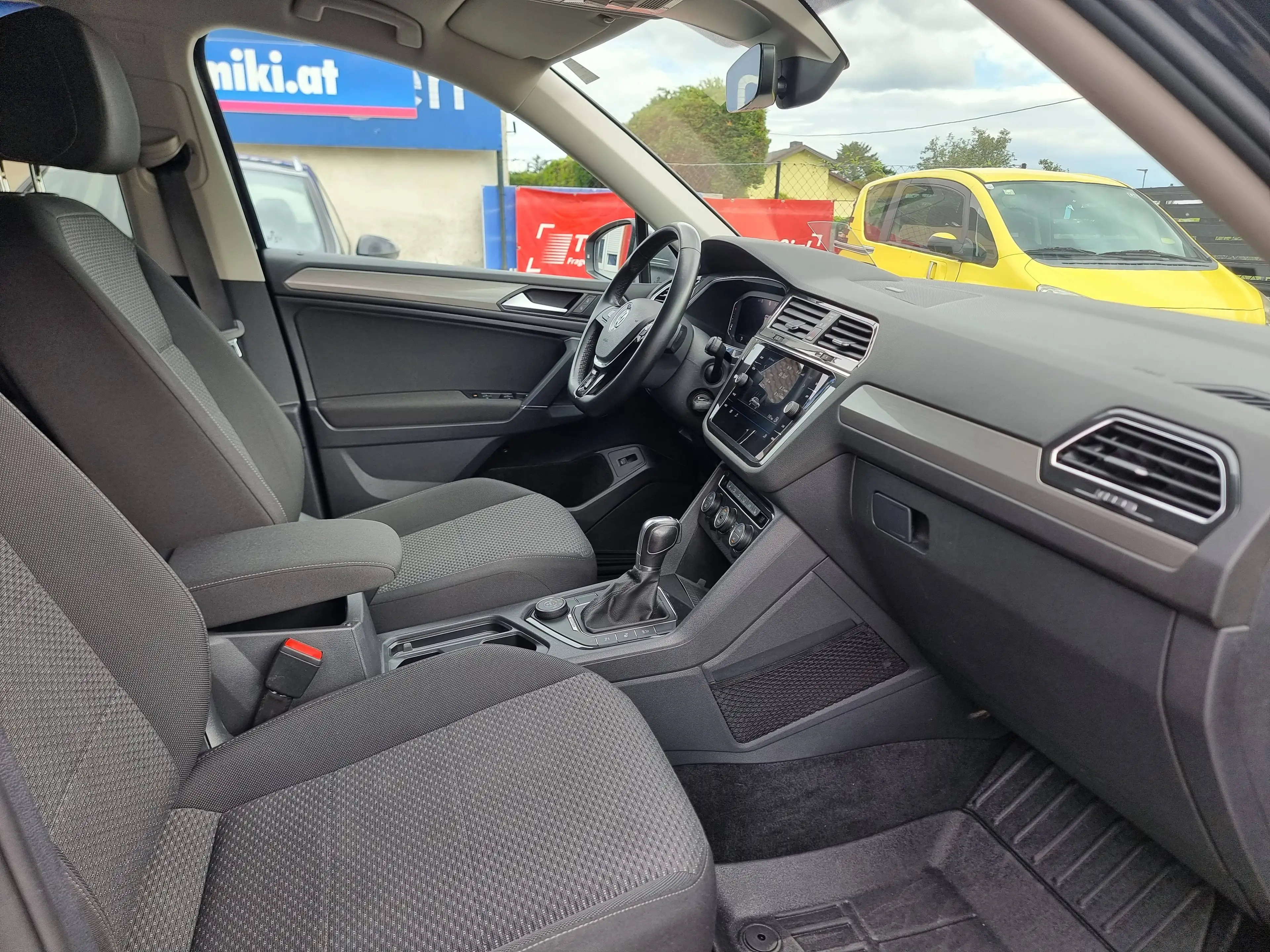 Volkswagen Tiguan Allspace Tiguan 2,0 TSI 4Motion Allspace Highline 7 Sitze DSG — photo 14