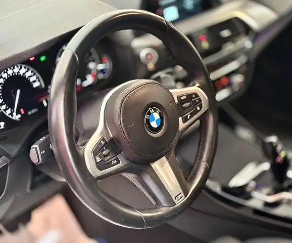 BMW X3 view 10