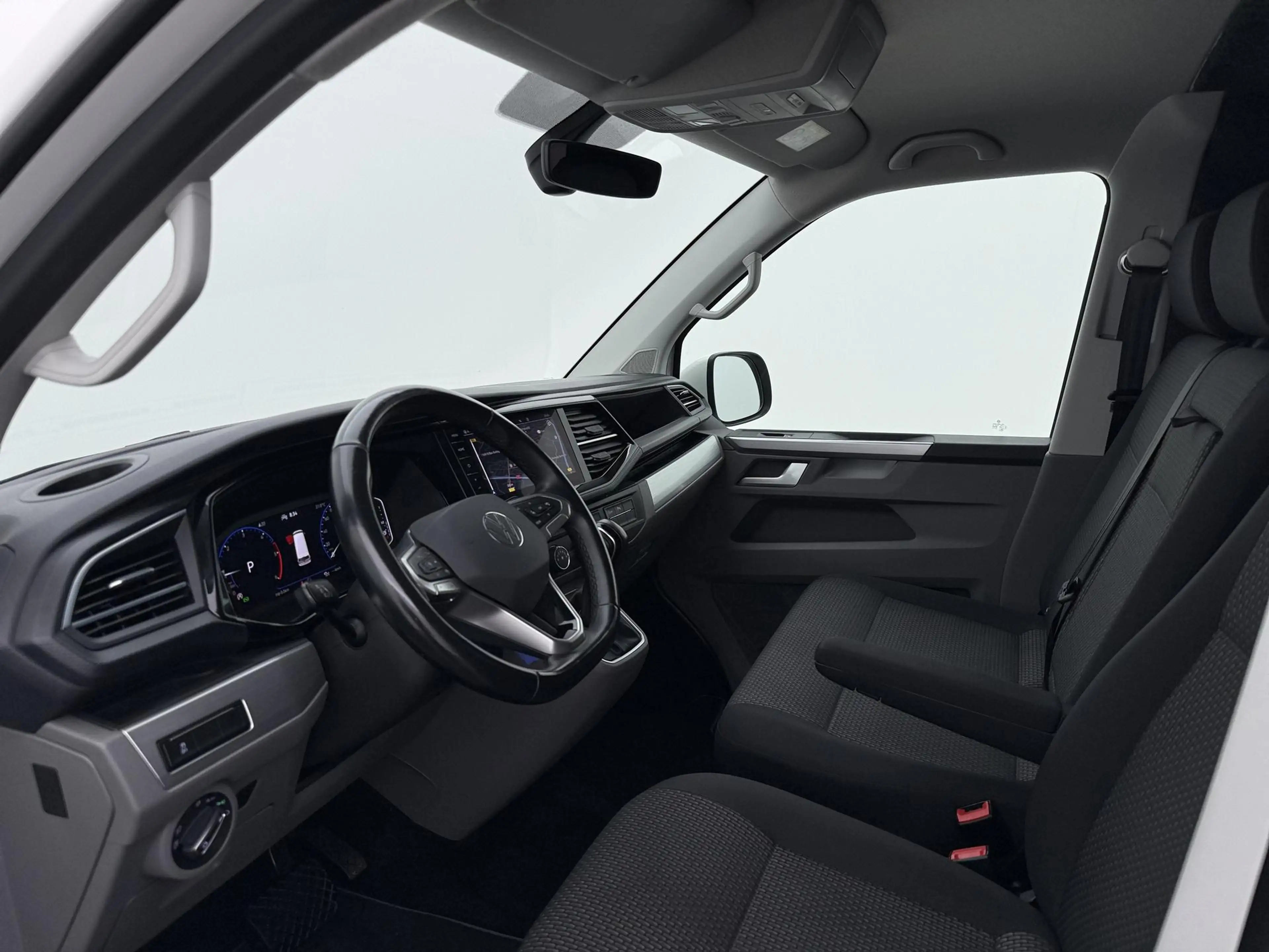 Volkswagen T6.1 Transporter Bedrijfswagens 2.0 TDI 150 PK 4 Motion DSG L2H1 28 — photo 3