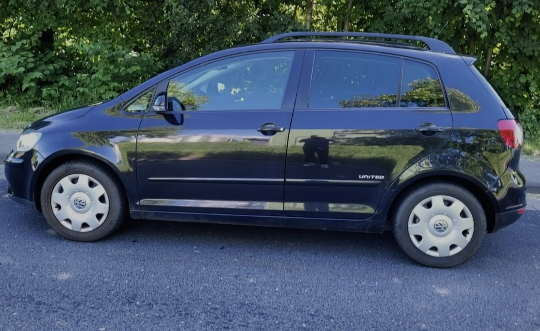 Volkswagen Golf Plus 1.4 TSI United Schwarz - 1