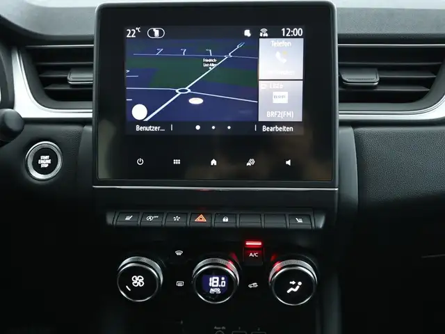 Renault Captur view 12