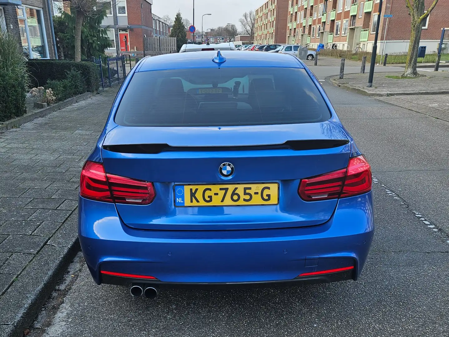 BMW 330 330e Cent.Hi.Ex. Blauw - 2