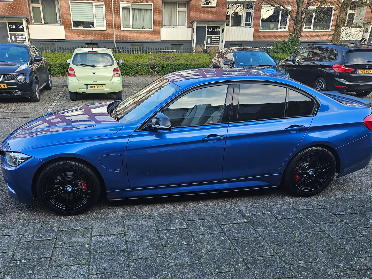 BMW 330 330e Cent.Hi.Ex. Blauw - 1