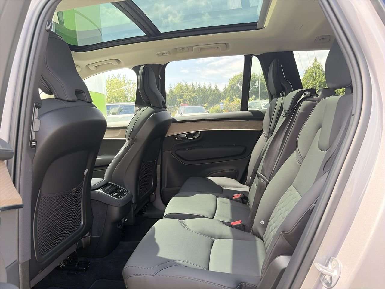 2026 Volvo XC90 B6 AWD Plus Dark Theme 7-Seater Accident-Free | Sa thumb 29