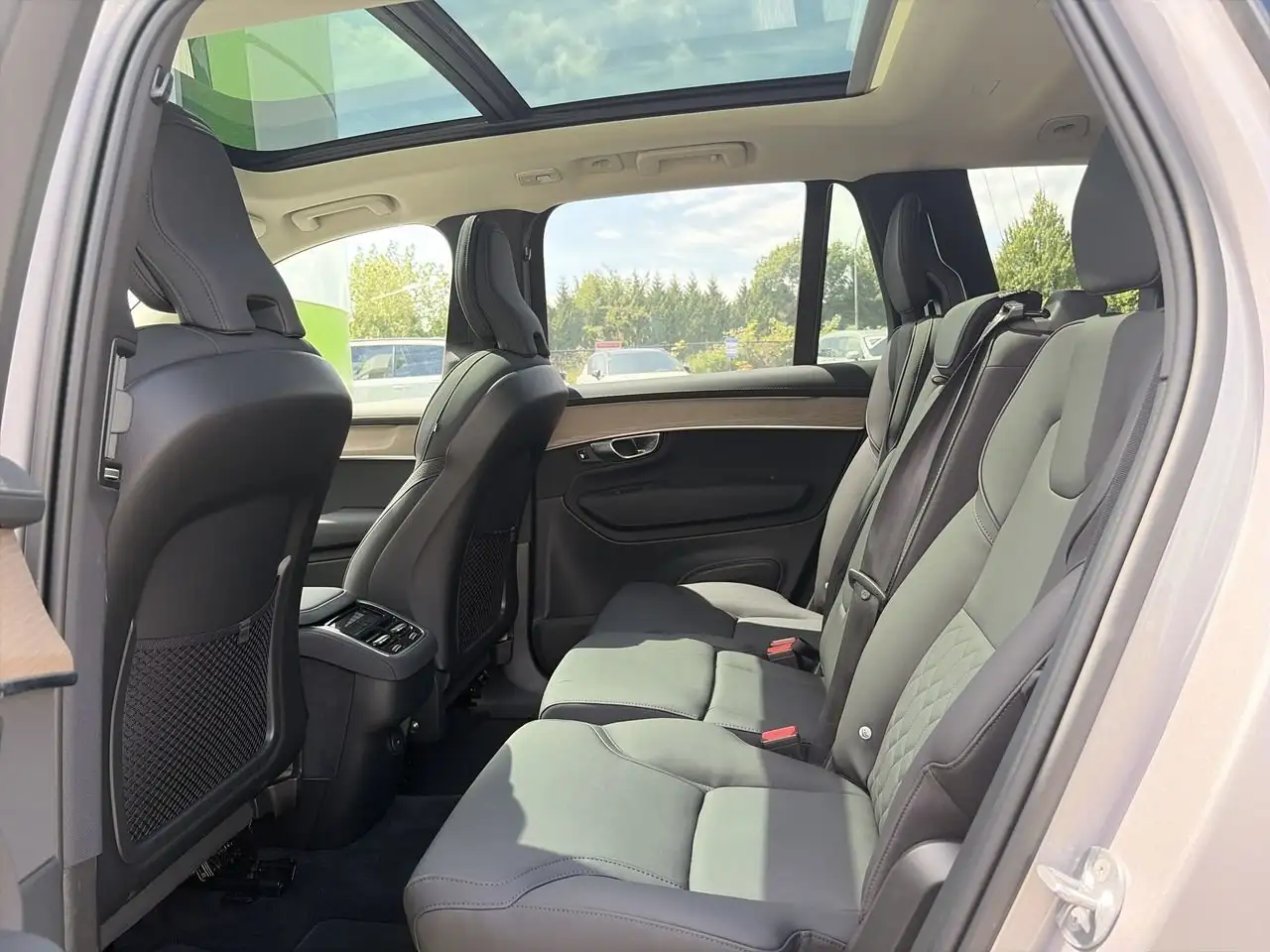 Volvo XC90 снимка Volvo XC90