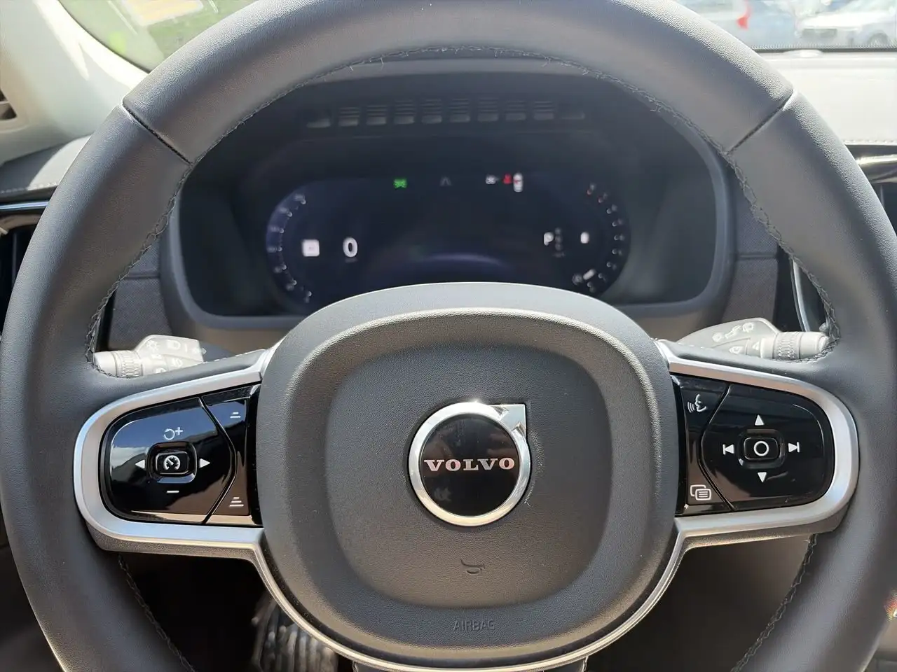 Volvo XC90 снимка Volvo XC90