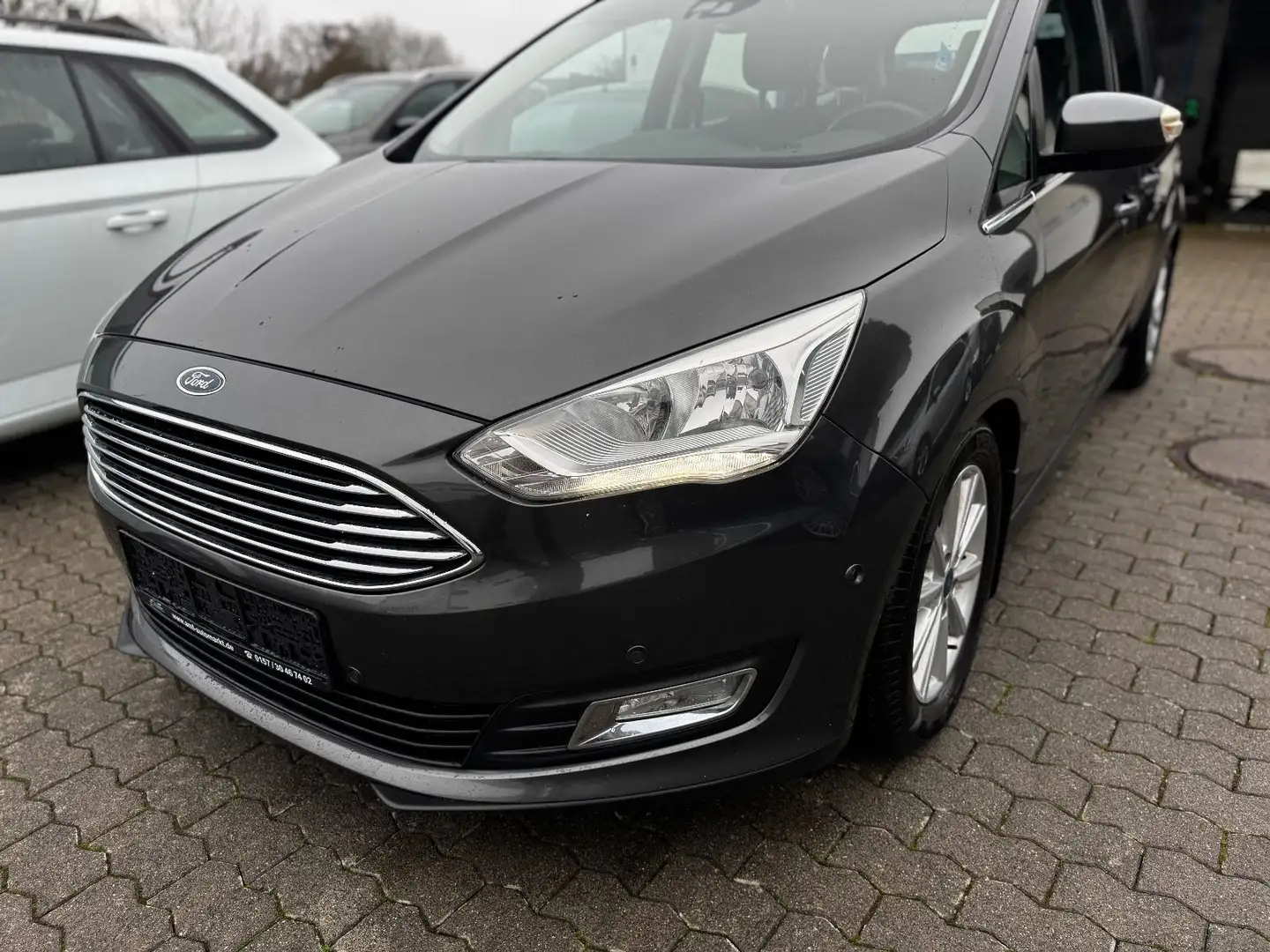 Ford Grand C-Max Grand C-MAX Titanium 7Sitzer Gris - 2