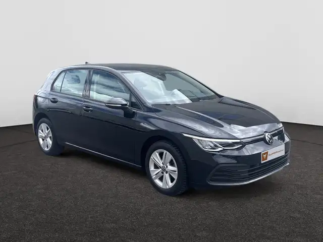 Volkswagen Golf view 4