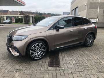 EQE 300 SUV AMG Line edtion Airmatic Sfeerverlichting 360 ° camera Panoramiscch schuifdak Directiewagen achteras best