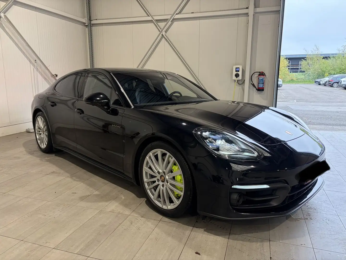 Porsche Panamera 4 E-Hybrid 10 Years Edition Noir - 1