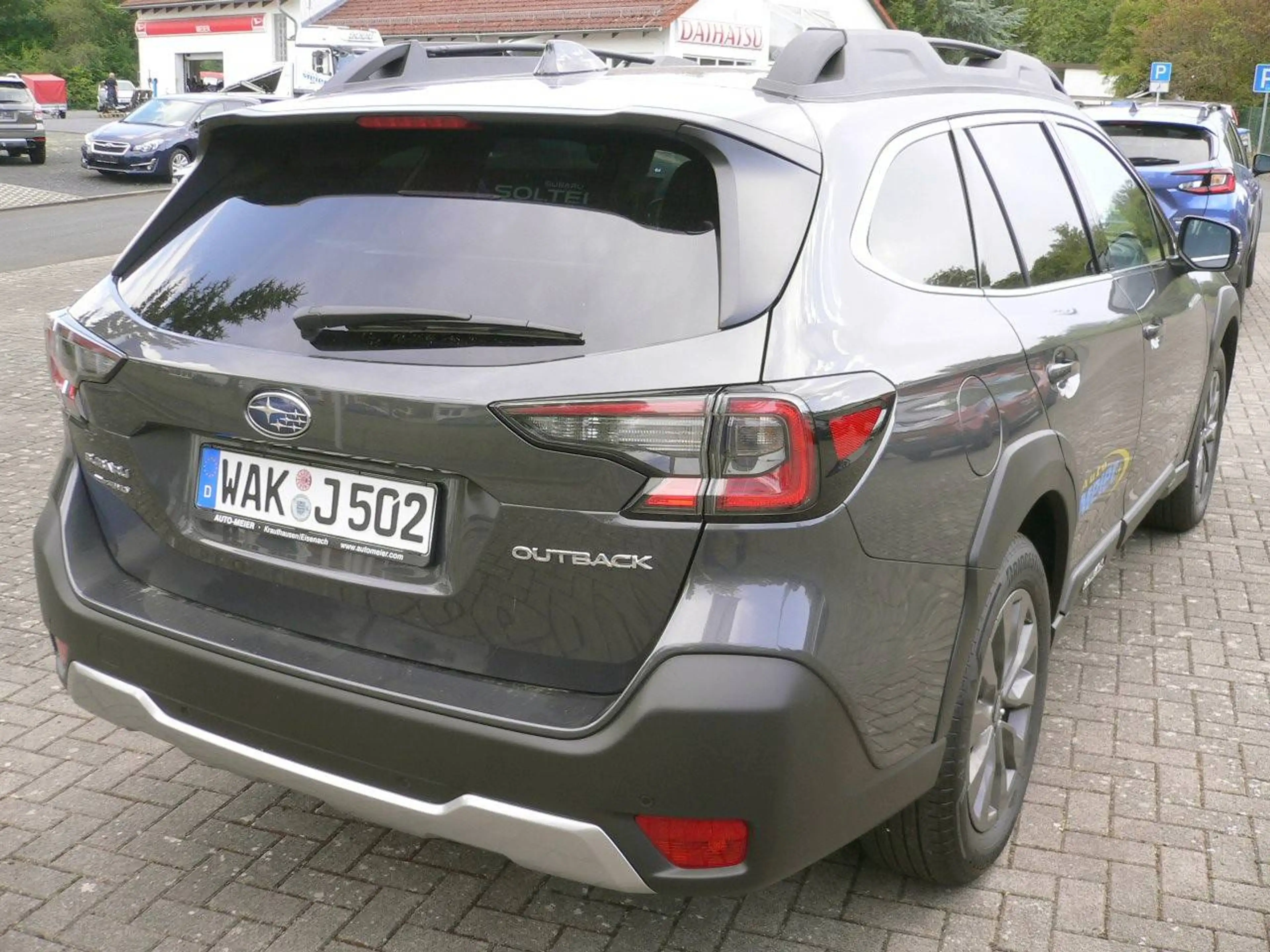Subaru OUTBACK 2.5i Active Lineartronic — photo 2