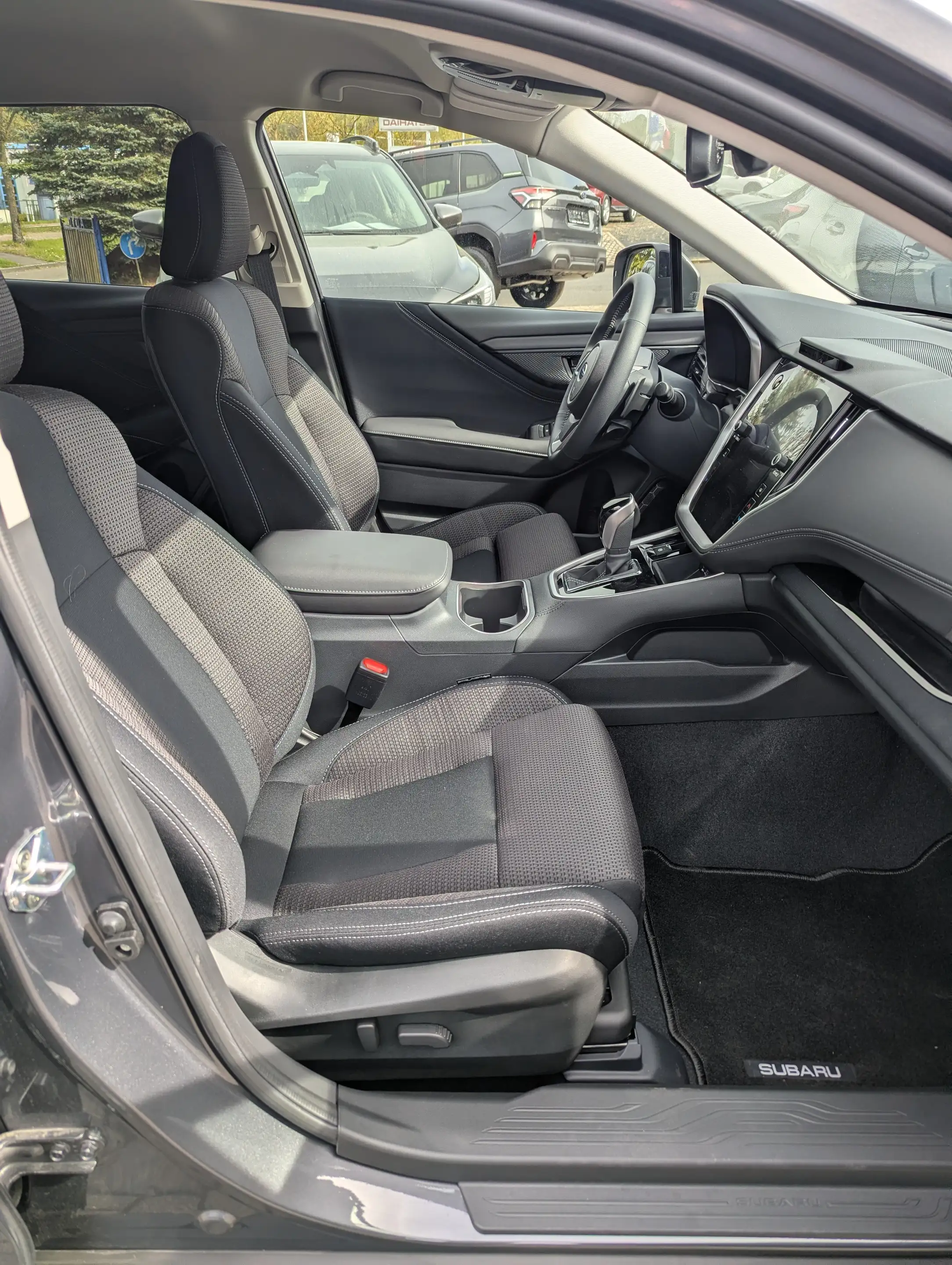 Subaru OUTBACK 2.5i Active Lineartronic — photo 11