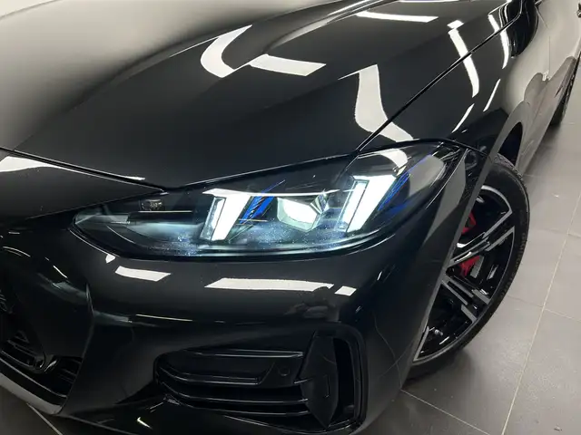 BMW 4 Series view 8