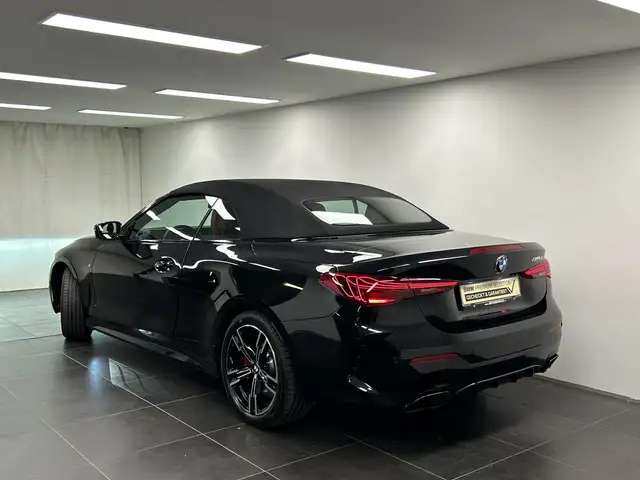 BMW 4 Series view 3