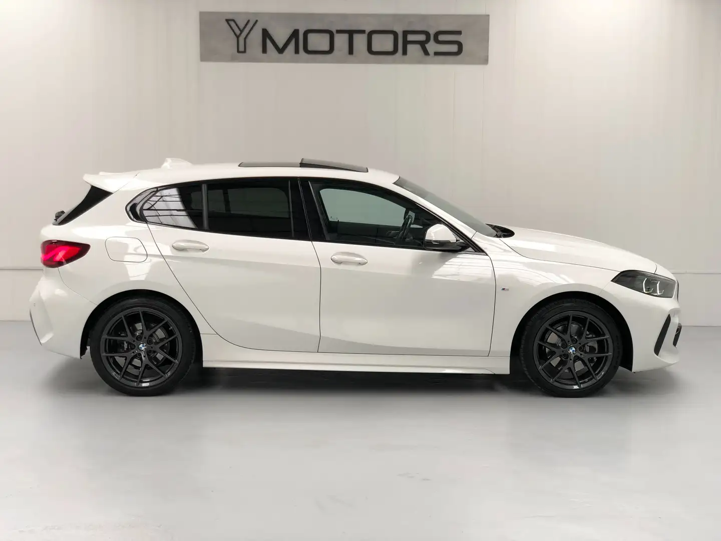 BMW 118 iAS PACK-M SHADOW LINE TOIT PANO FULL LED GARANTIE Blanc - 2
