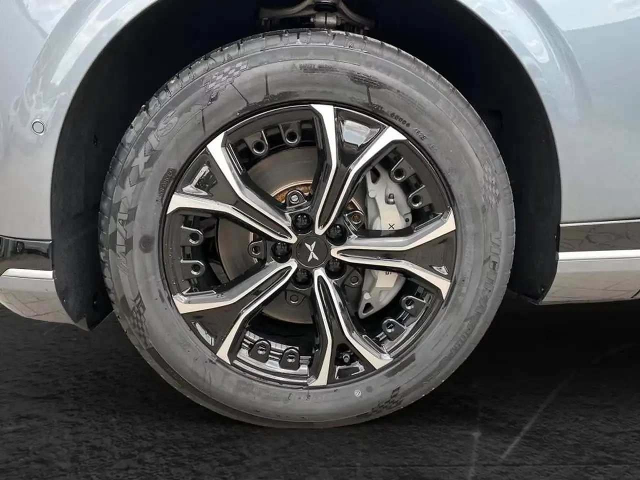 Xpeng G9 2025