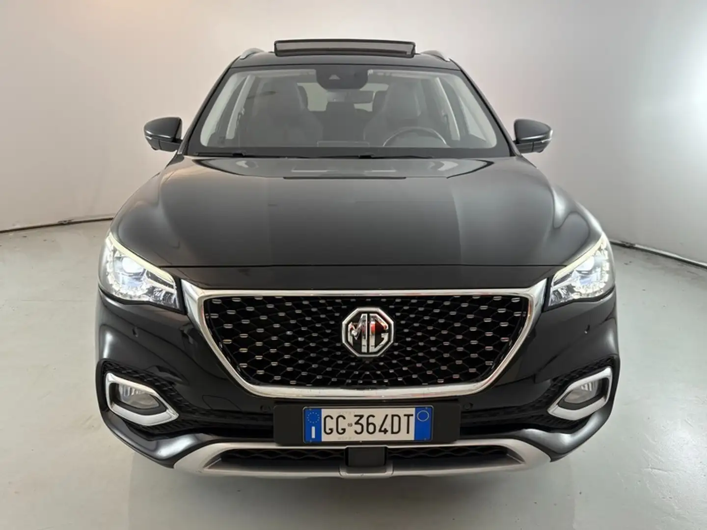 MG EHS 1.5 T-GDI Plug-in Hybrid Exclusive Zwart - 2