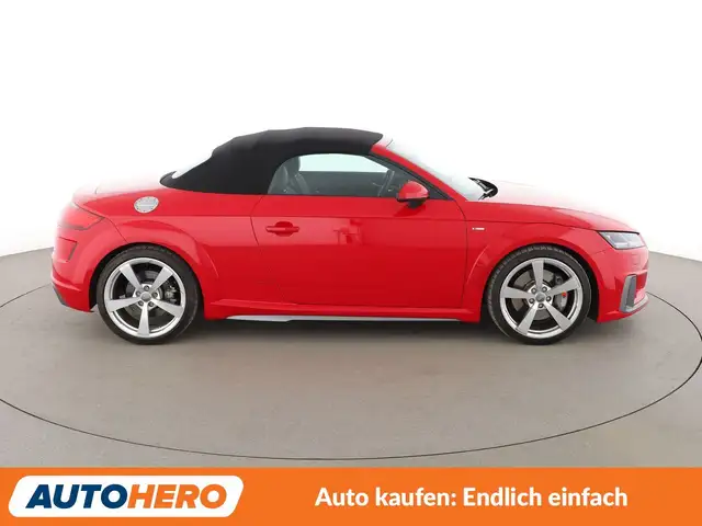 Audi TT view 7