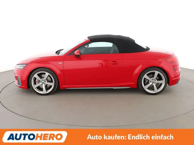 Audi TT view 3