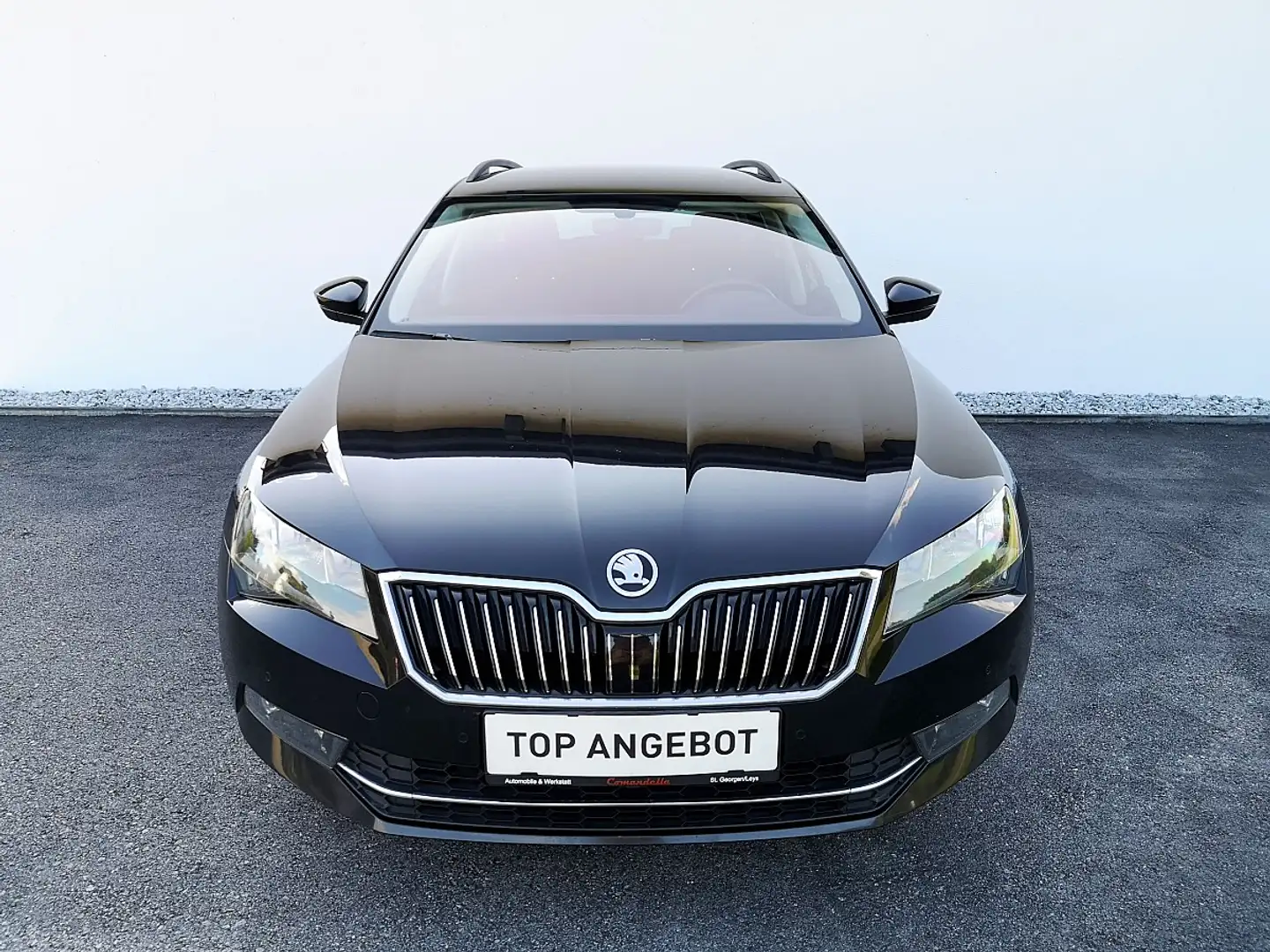 Skoda Superb Kombi 1,6 TDI Ambition DSG "NAVI" Schwarz - 2