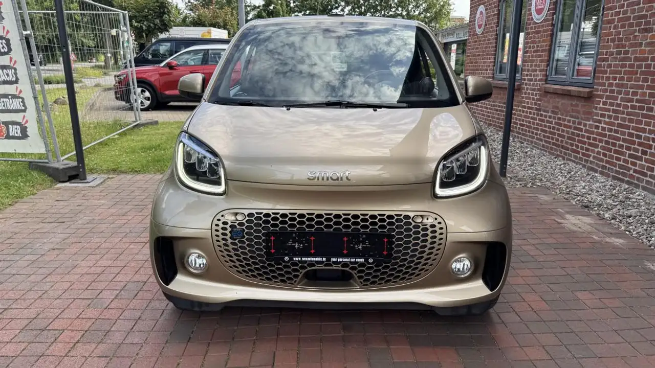2021 smart forTwo electric drive / EQ (453.491), photograph 8