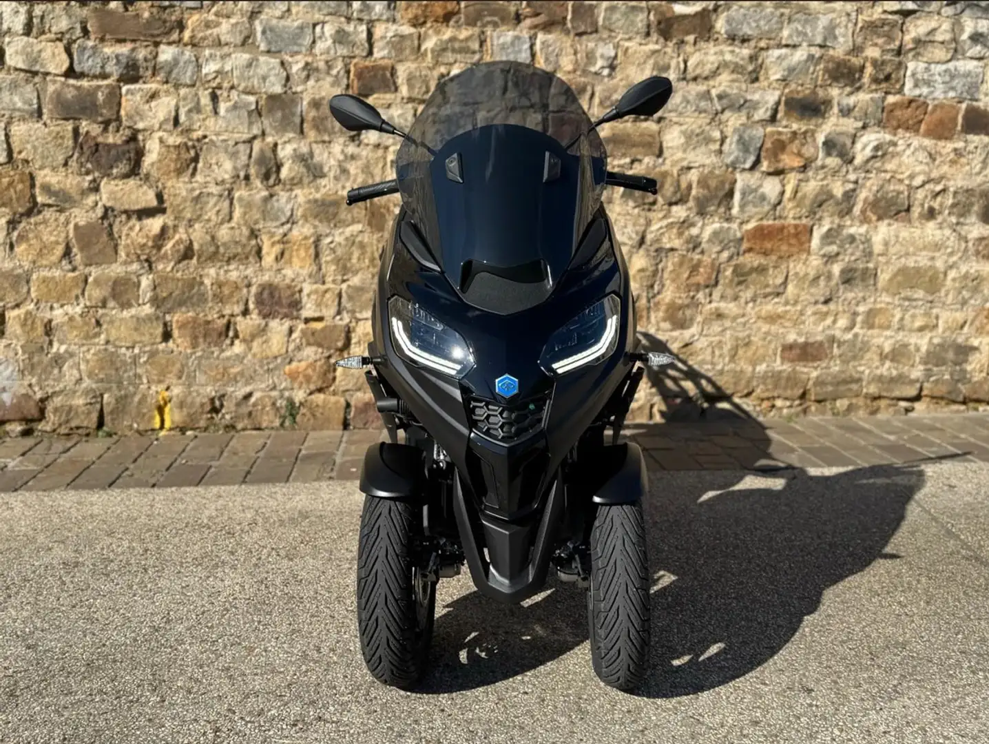 Piaggio MP3 310 Чорний - 2