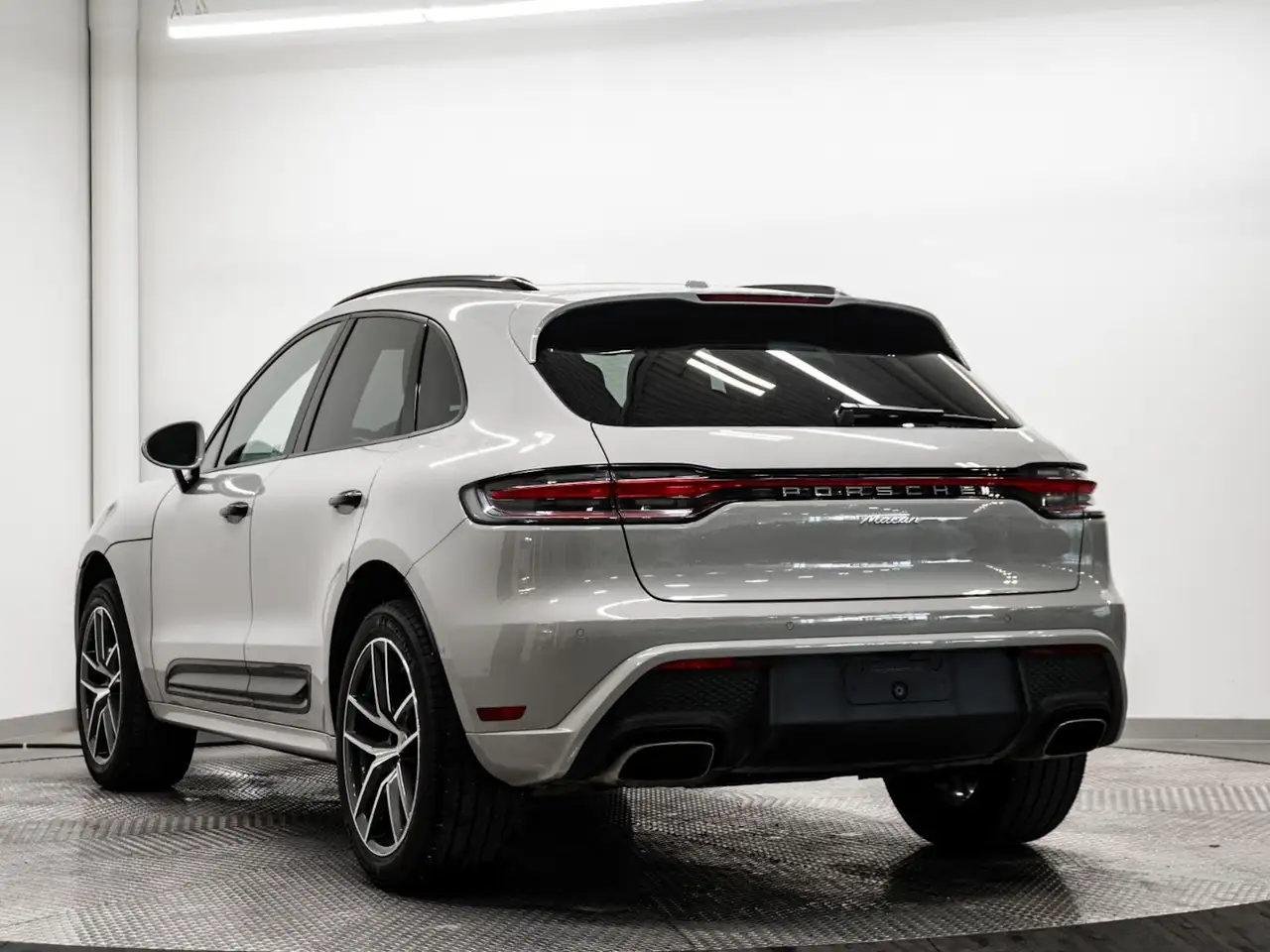 Porsche Macan снимка Porsche Macan
