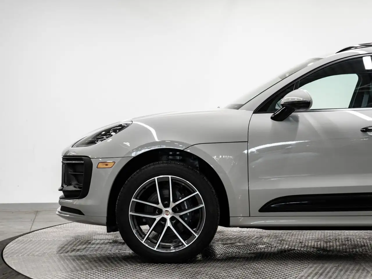 Porsche Macan снимка Porsche Macan