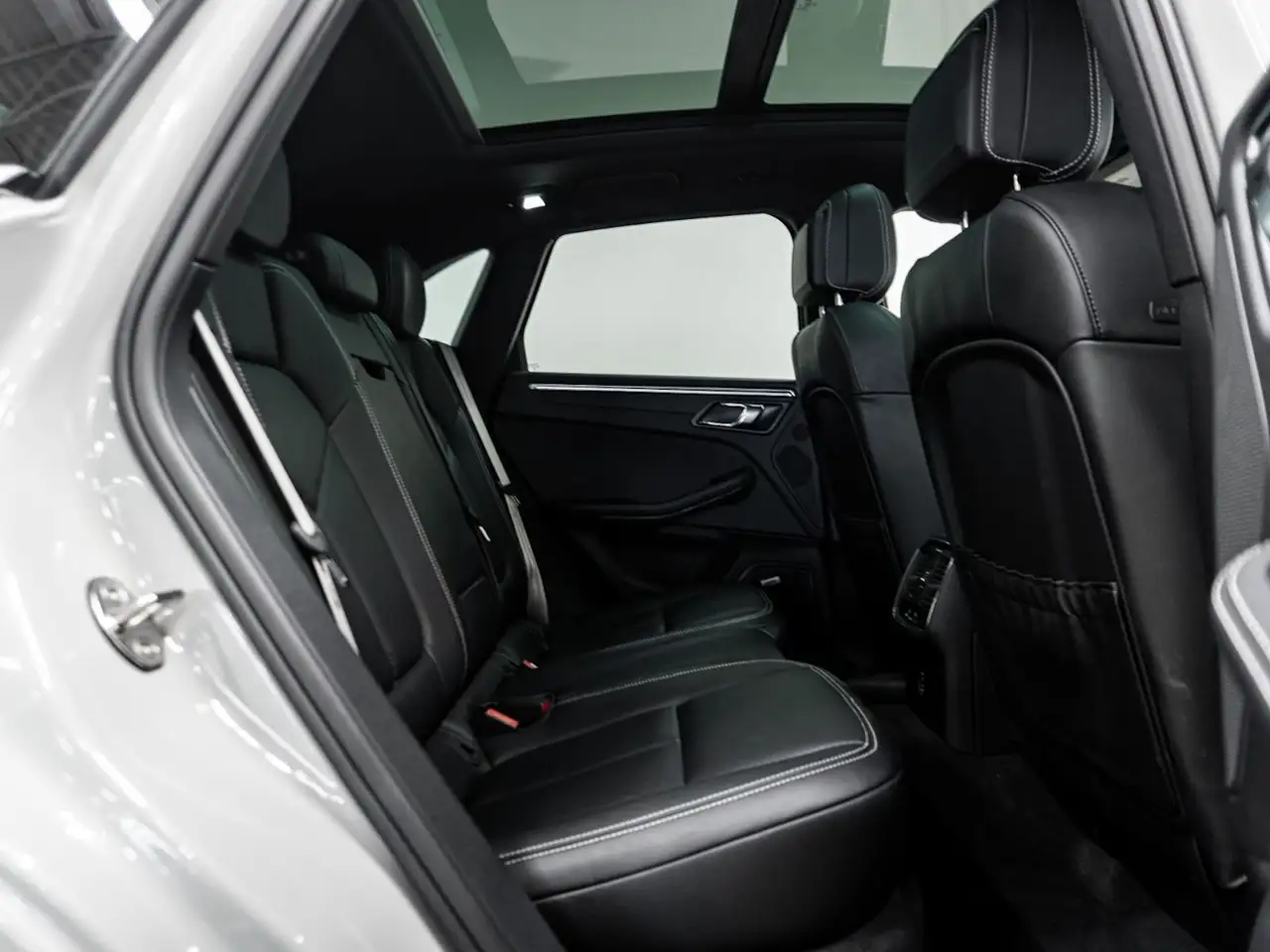 Porsche Macan снимка Porsche Macan