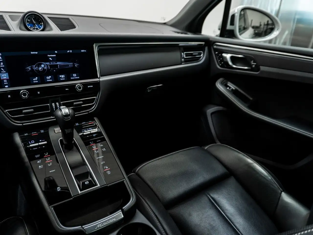 Porsche Macan снимка Porsche Macan