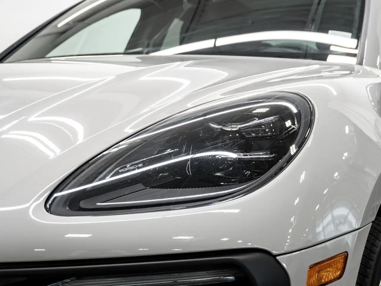 Porsche Macan снимка Porsche Macan