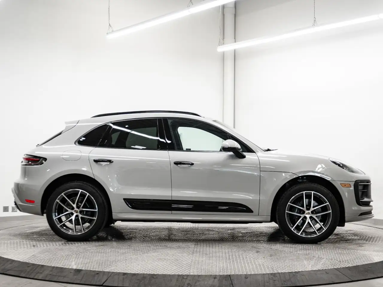 Porsche Macan снимка Porsche Macan