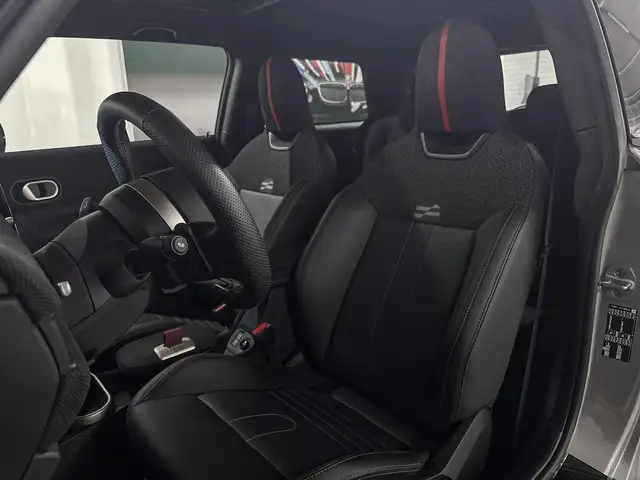 Mini Hatch view 9