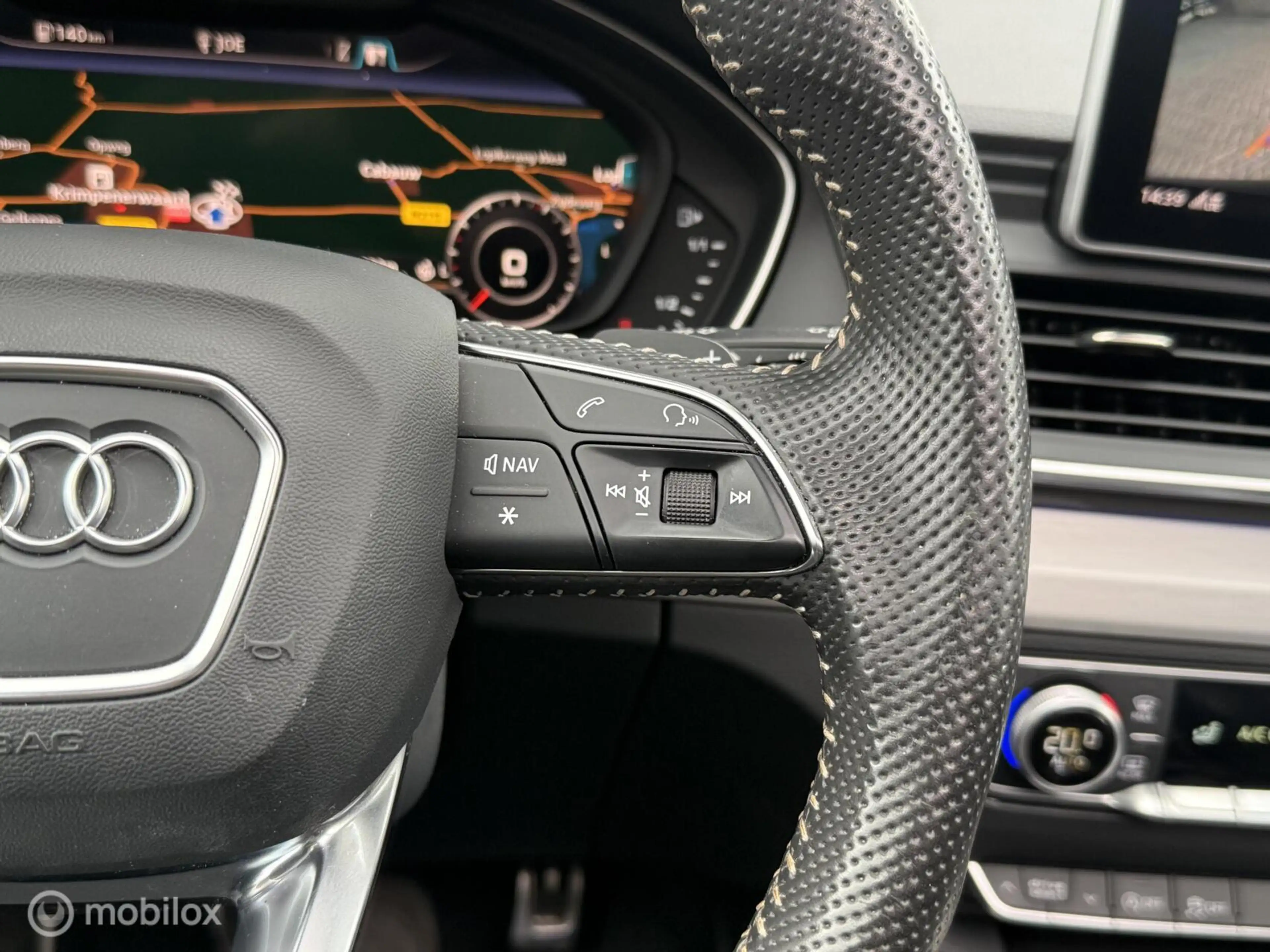 Audi Q5 2.0 TFSI quattro S-line Navi Carplay Camera Alcant — photo 12