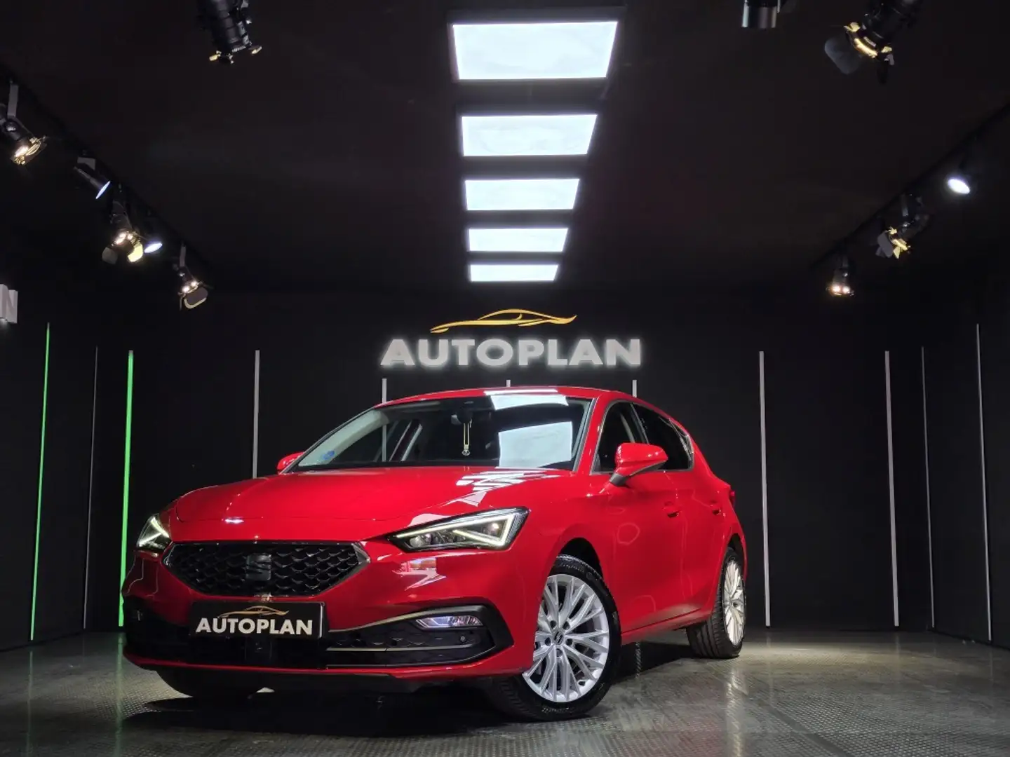 SEAT Leon 1.5 TGI S&S Xcellence 130 Rouge - 1