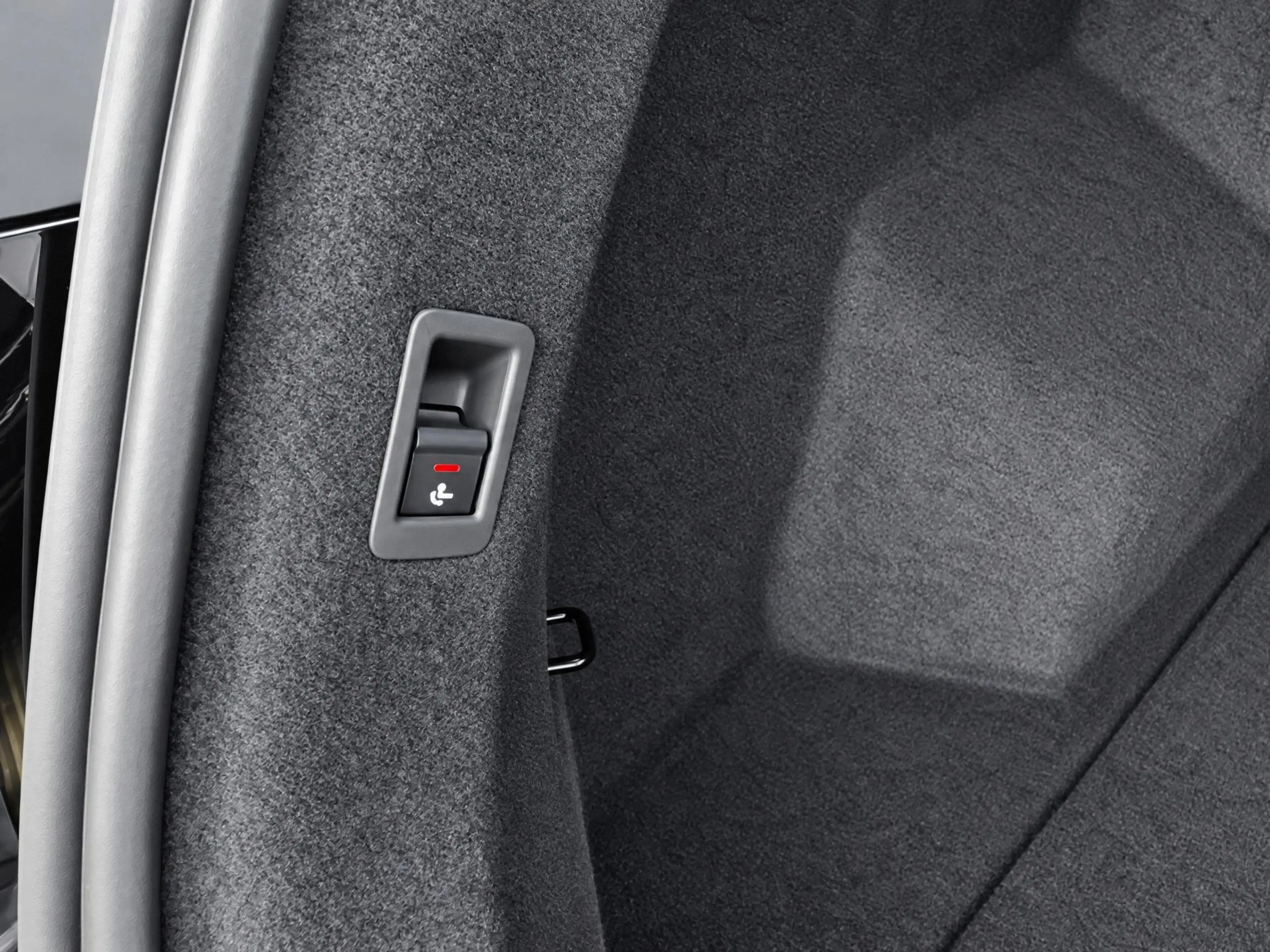 Audi Q4 e-tron 45 quattro 286pk S Edition 82 kWh · Trekhaak · 21' — photo 8