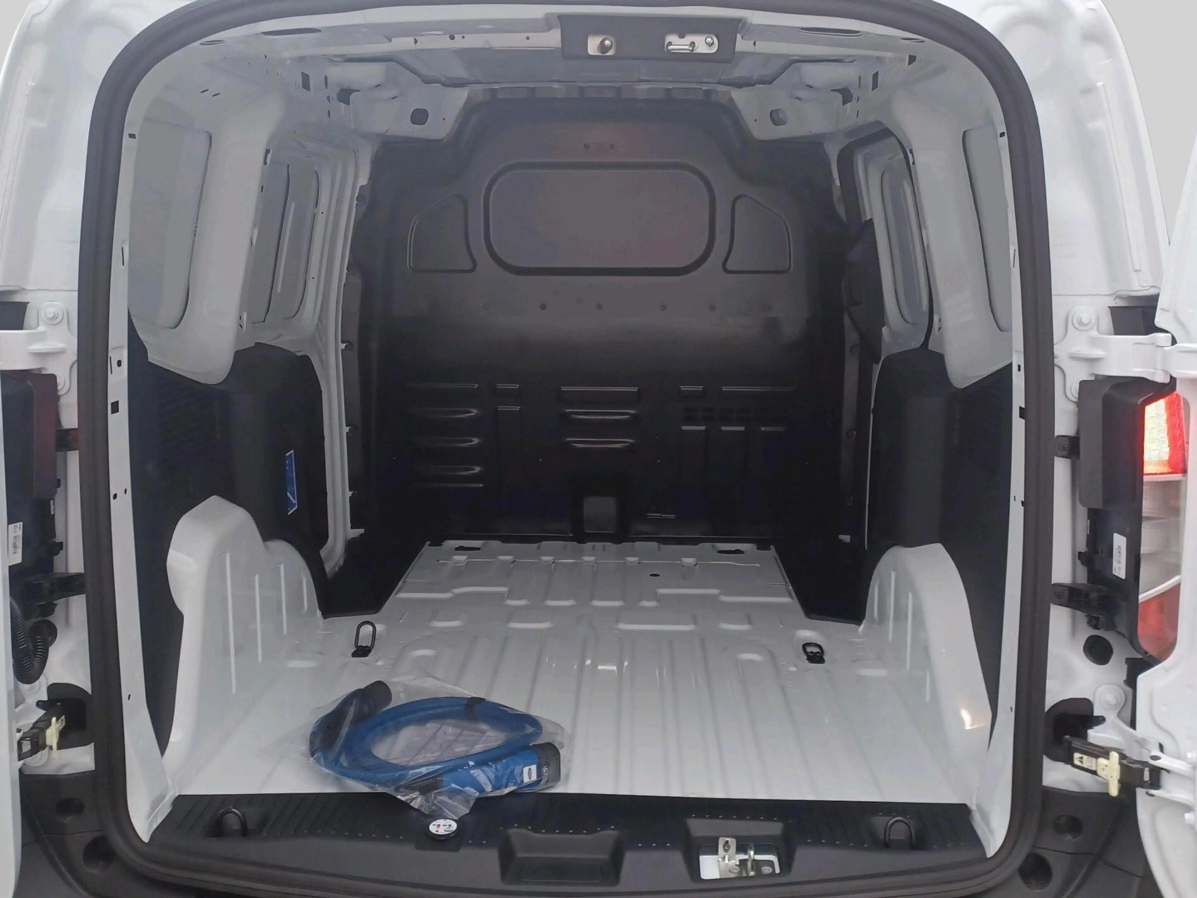 Ford Transit Courier Trend - Winter Pack - Elektrisch - Camera — photo 7