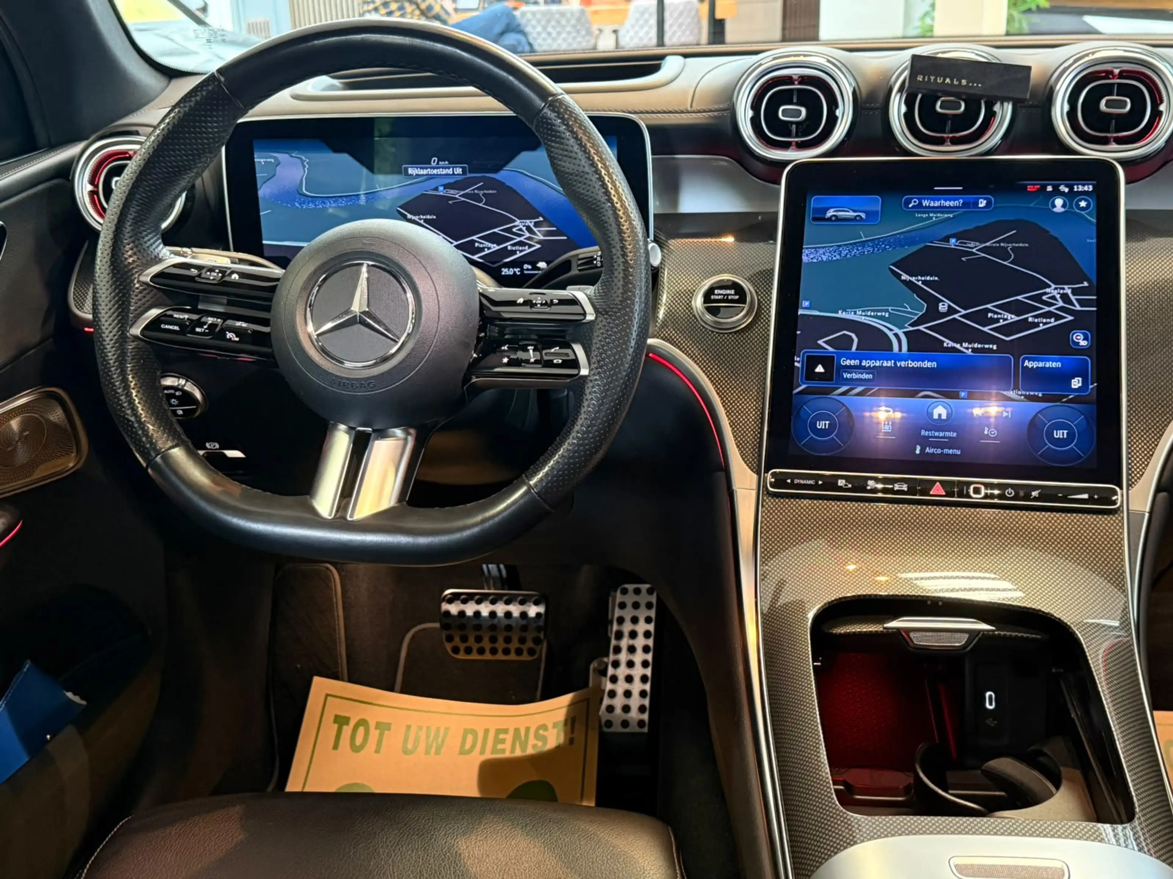 Mercedes-Benz GLC 400 400e 4MATIC AMG Line — photo 14
