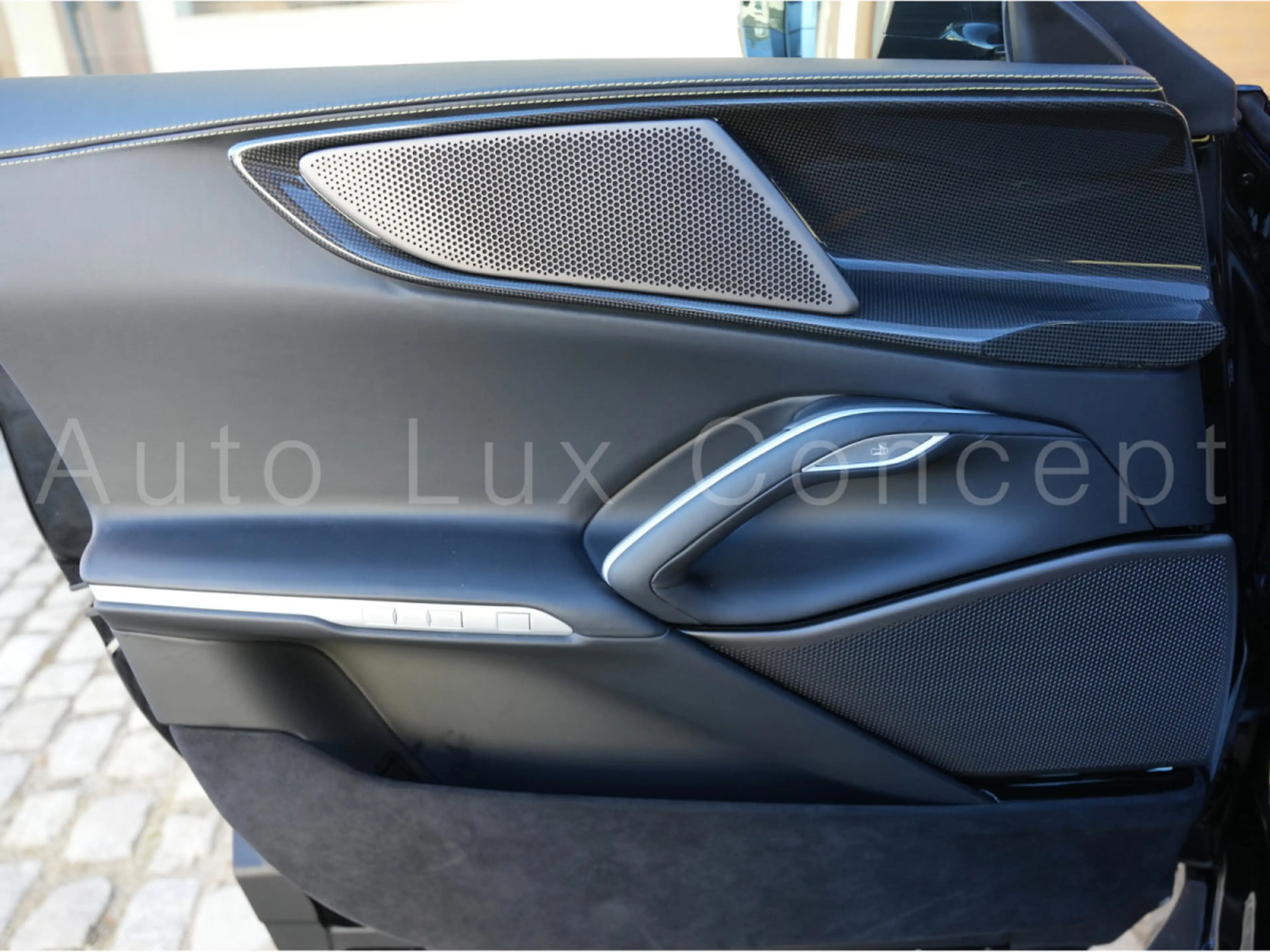 Ferrari Purosangue MY26/FULL CARBON/AIRBRUSHED/PANO/MASSAGE/BURMESTER — photo 15