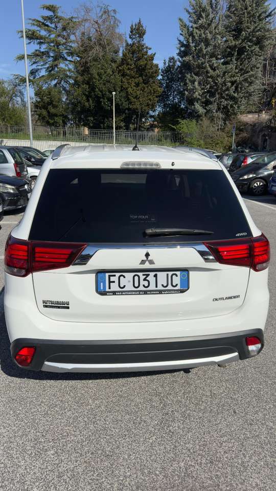Mitsubishi Outlander Outlander 7 popsti